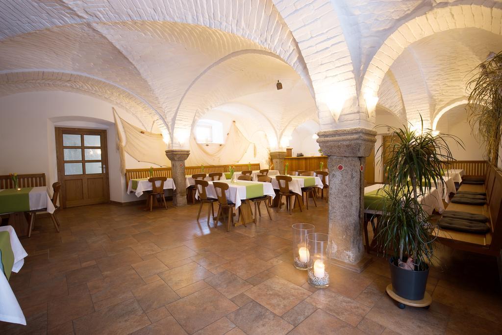 فندق Fischhof Beer Mitterteich المظهر الخارجي الصورة