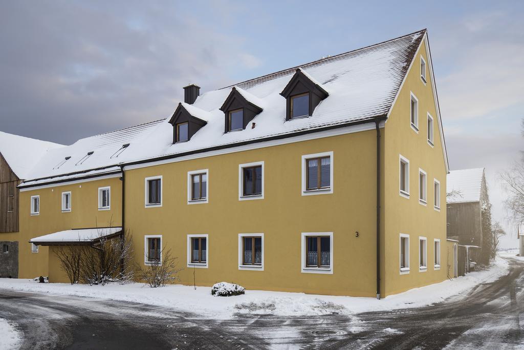فندق Fischhof Beer Mitterteich المظهر الخارجي الصورة